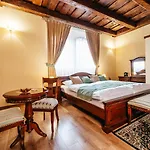 Knizeci Regent بيت ضيافة Třeboň