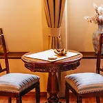 بيت ضيافة Knizeci Regent 4*