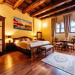 Knizeci Regent 4*